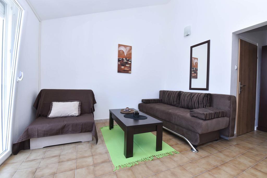 Vila Lucice Petrovac Bagian luar foto