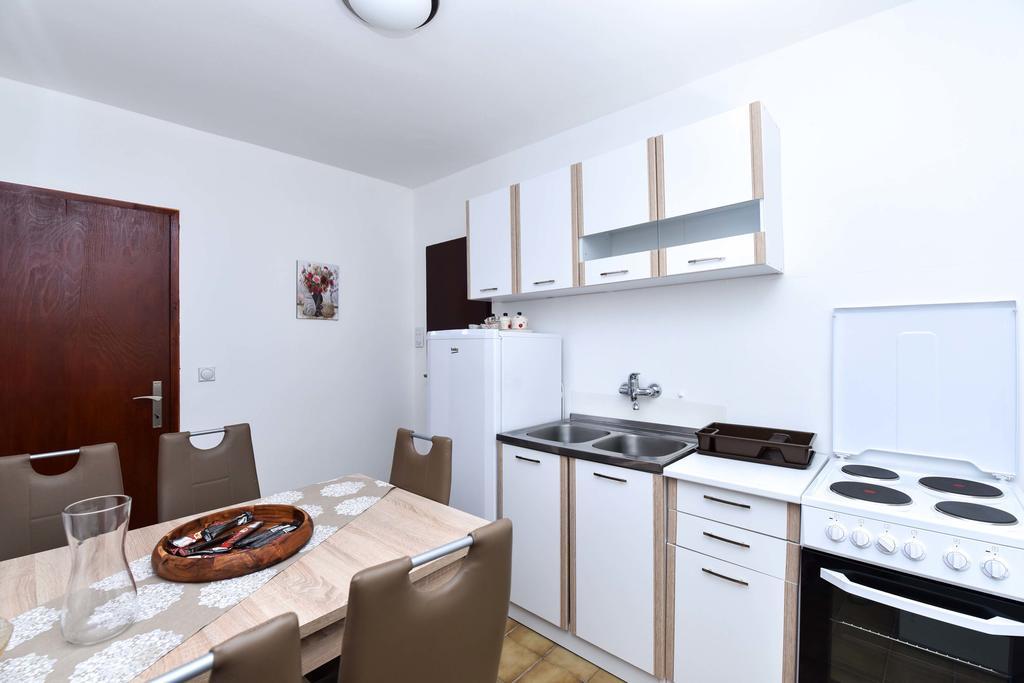 Vila Lucice Petrovac Bagian luar foto