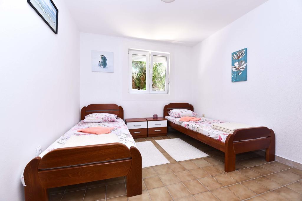 Vila Lucice Petrovac Bagian luar foto