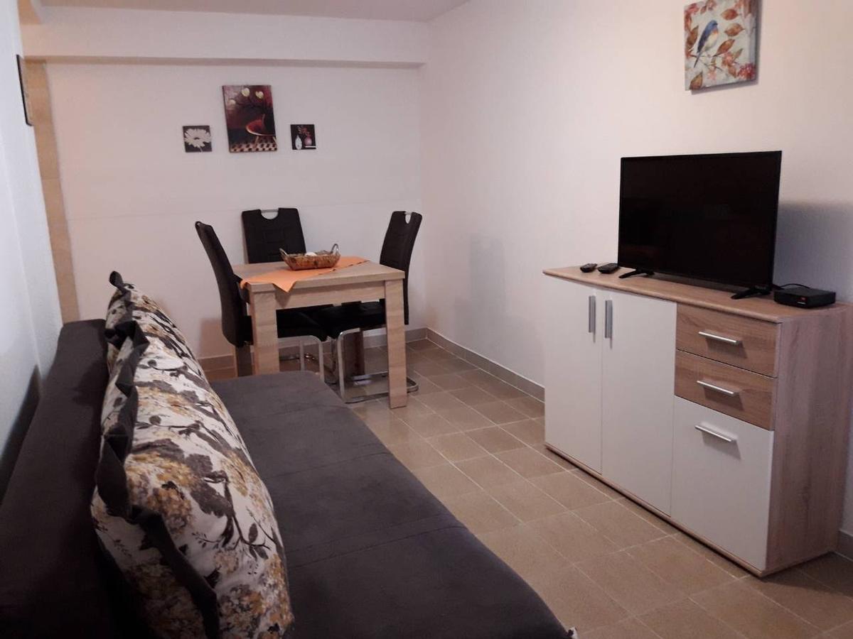 Vila Lucice Petrovac Bagian luar foto