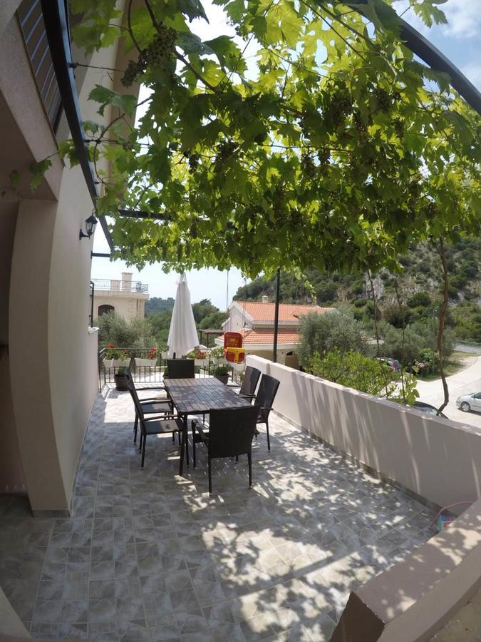 Vila Lucice Petrovac Bagian luar foto