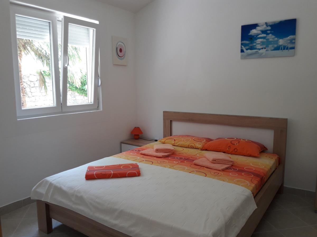 Vila Lucice Petrovac Bagian luar foto