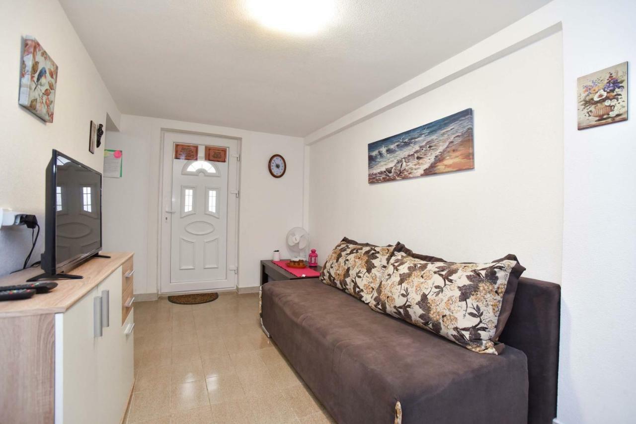 Vila Lucice Petrovac Bagian luar foto