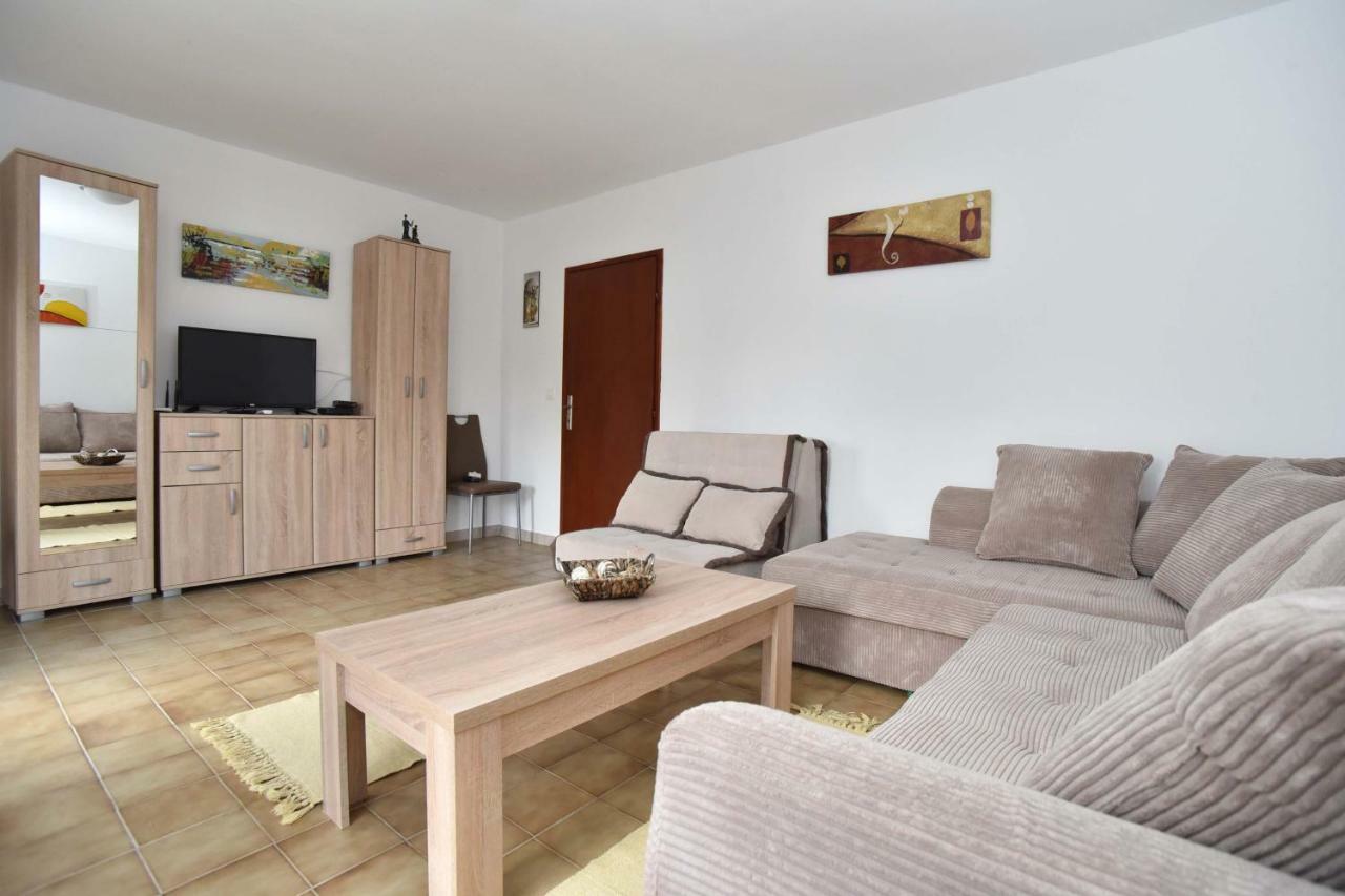 Vila Lucice Petrovac Bagian luar foto